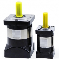 伺服电机中坚持制动器起什么作用？